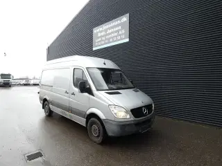 Mercedes-Benz Sprinter 316 2,1 CDI A2 H2 RWD 163HK Van 6g