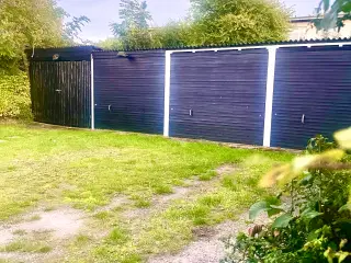 Garage på 15 m² til leje i Valby