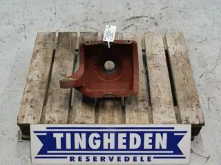 John Deere 2950 R.H. Spindel L41926 (APL345)