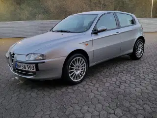 Alfa Romeo 147 ts 