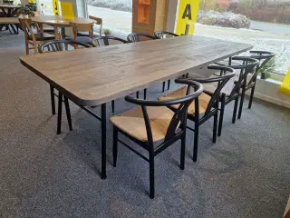 Nyt stort plankebord 40 mm massivt egetræ 