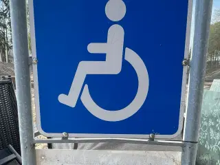 Skilt til markering af handicap/invalide p-plads