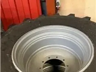 Alliance 710/60 R30 VF dæk med fælge