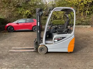 still 1600kg eltruck med Triplexmast 2016