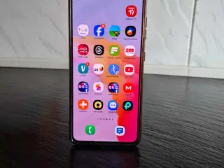 Samsung Galaxy S21 søger nyt hjem 🏡📱  Er du klar