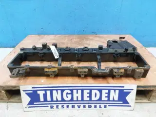 John Deere 6090HZ003 Indsugningsmanifold RE536485