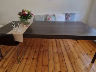 Sort/Brunbejdset flot spisebord