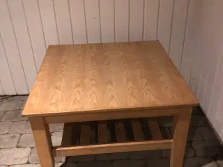 Sofabord massiv eg med hylde
