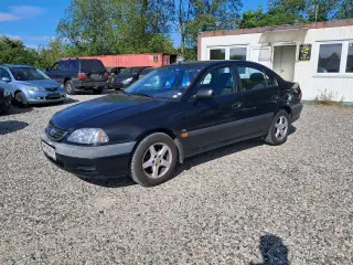 Toyota Avensis 2,0 VVT-i Sol