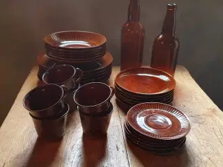 Charmerende retro kaffe- /spisestel - 6 personer