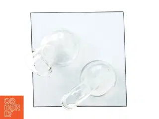 Tissekolber til dreng og pige i glas, fra gammelt hospitalsvæsen (9 x 5 cm)