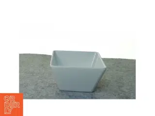 Skål fra Brønnum (str. 13 x 7 cm)
