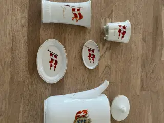 Porcelæn med Dannebrog 