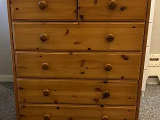 Massiv fyrretræs kommode 80 x 40 x 94