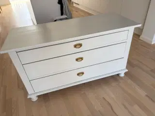 Finest kommode 