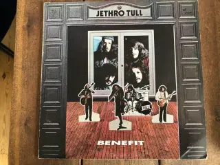 Lp. Jethro Tull: Benefit. VG+Cover VG+