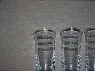 Holmegaard nr. 5 glas højde 16 cm med slibninger