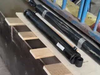 Hydraulic cylinder