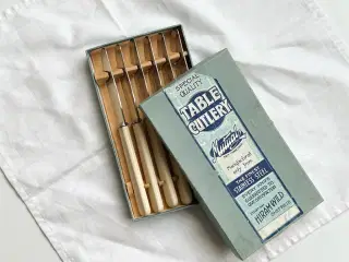 Sheffield knive m creme skaft, 6 stk samlet i æske