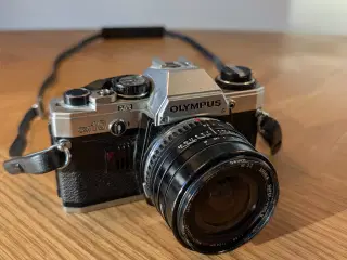 Olympus OM10 35mm + Masser af tilbehør