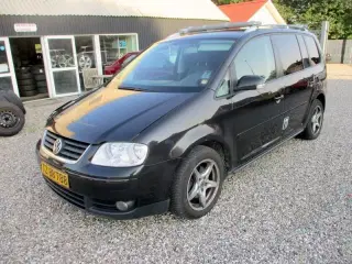 VW Touran 2,0 TDi 136 Highline DSG Van