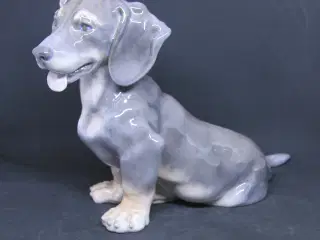 Royal Copenhagen Porcelænsfigur Stor Gravhund 