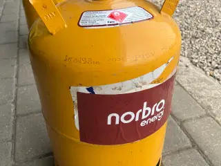 11 kg gasflaske fyldt og plomberet 
