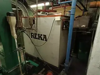 - - - REKA halmfyr