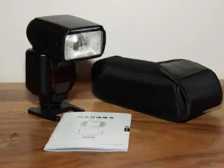 Triopo speedlight TR-950