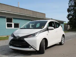 Toyota Aygo 1,0 VVT-I X-Touch 69HK 5d