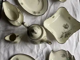 Porcelæn kaffekande og fade