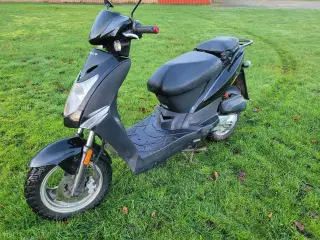Velkørende 30 Kymco Agility 4T 