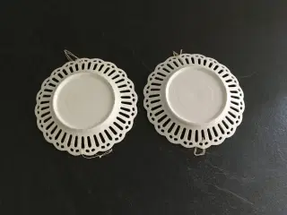 2 smukke vintage platter/tallerkner med guldskrift