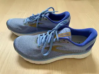 Brooks løbesko str. 43