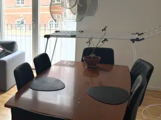 Spisebord