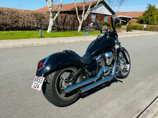 Kawasaki VN900 Custom