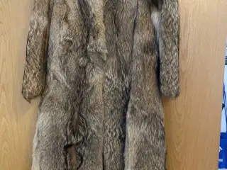 ULVEPELS - næsten ikke brugt