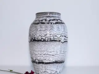 Vase i keramik fra Carstens Tönnieshof nr. 5046-20