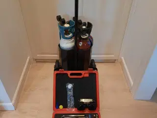 Gas og ilt sæt / skærebrændersæt . Aga X 11 / WHC
