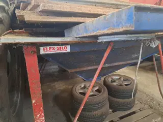 Foder silo
