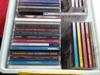 Cd 39 stk Blandet genre Dansk og Engelsk 2krstk