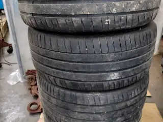 Michelin Pilot Sport 255/45-20