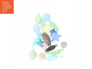 Pose med blandede smykkevedhæng (str. Posen 8 x 4 cm)