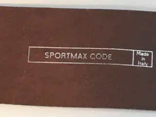 SportMax, brunt bælte