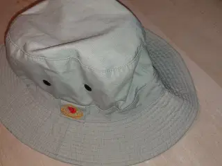 Fjallræven, Hat