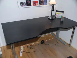 Hæve sænke skrivebord