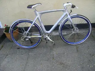 28" Avenue Airbase Herre cykel