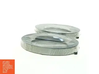 2 ens Sølv ovale billedrammer fra IKEA (str. 22 x 17 cm, passer til billede str. 10x15 cm)