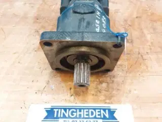 Case 9120 Hydrostatic motor 87634752