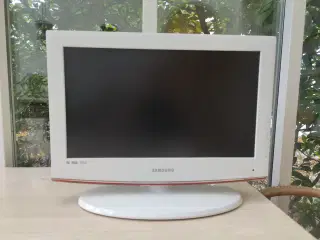 Samsung HD TV 22" LCD